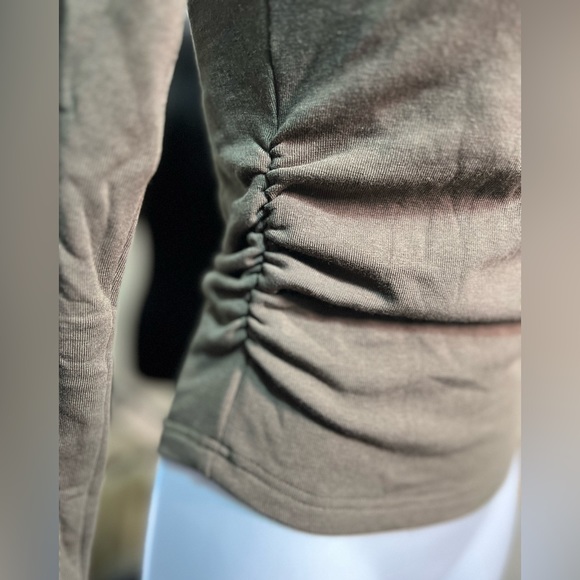 OGL Eco-Mousse® Modern Side Ruched Boatneck Brami Top - Picture 4 of 7